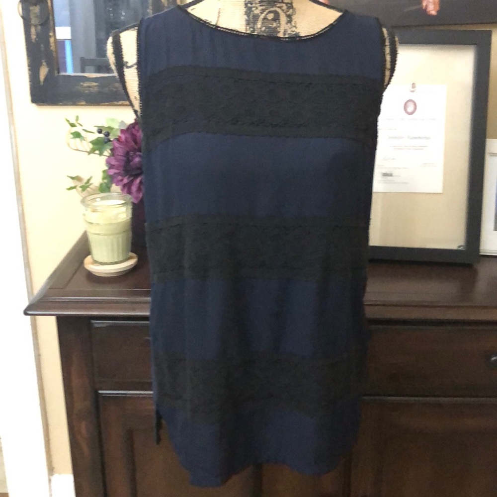 Loft NWOT navy and black blouse